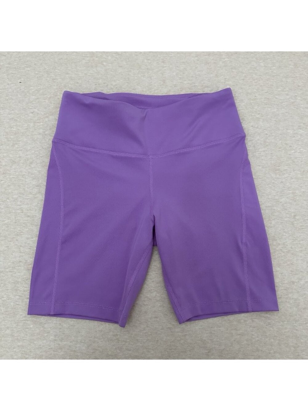 Nike One Dri-Fit Biker Shorts Women's Size M Purple Mid Rise CZ9165-597
